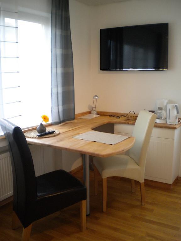 Warum Ins Hotel Neckarsulm Exterior foto